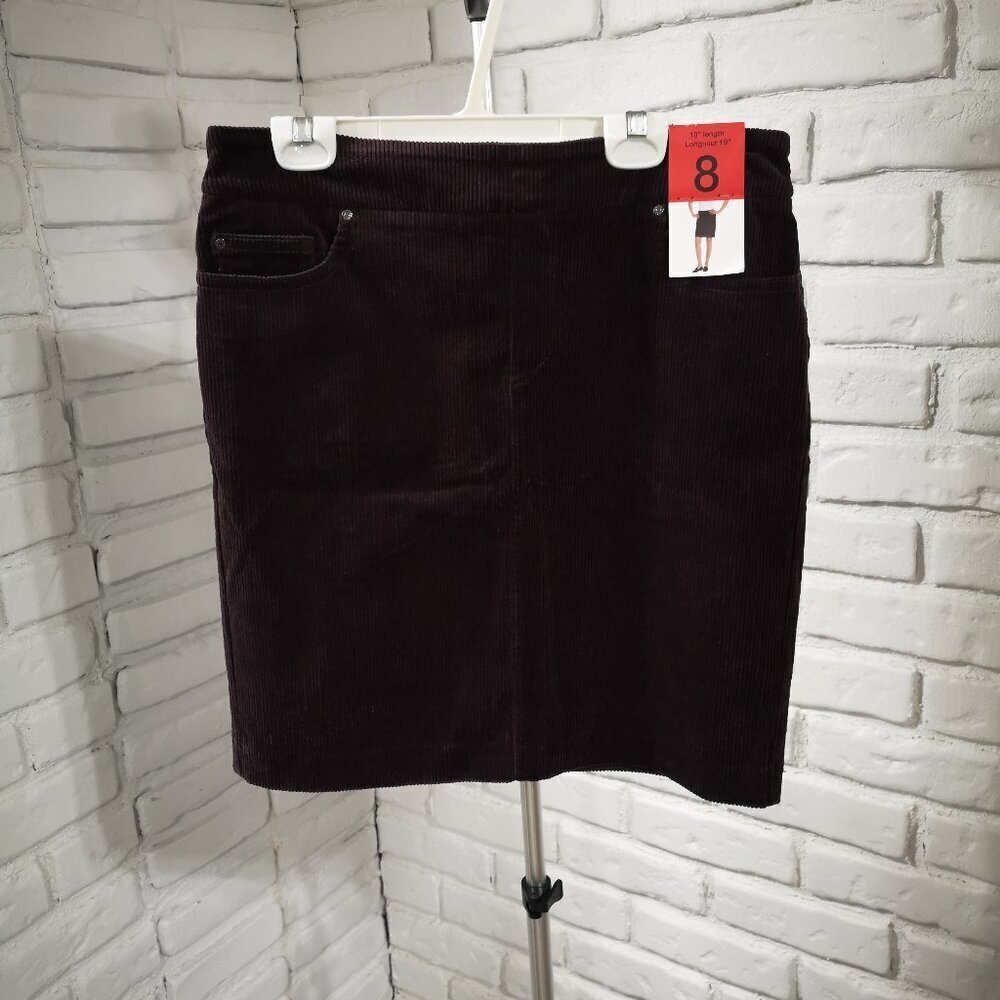NWT S.C. & Co. Ladies Size 8 Corduroy Pull On Purple Skirt